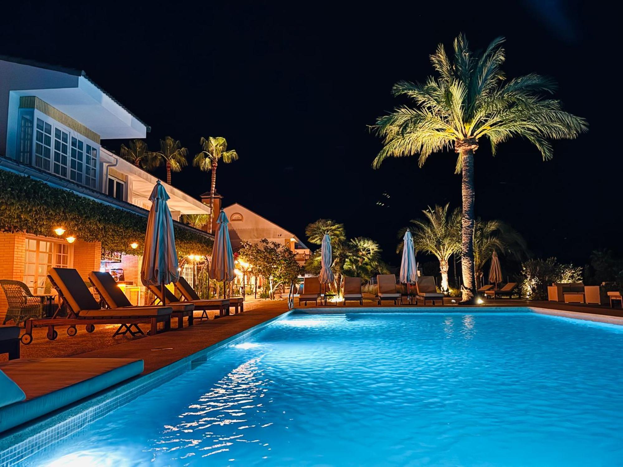 La Moraleja The Quiet Hotel - Adults Only Cala de Sant Vicenc Exterior foto